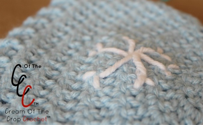 Cream Of The Crop Crochet ~ Preemie/Newborn Snowflake Hats {Free Crochet Pattern}