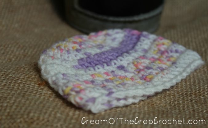 Cream Of The Crop Crochet ~ 1-3 lb Preemie Light Worsted Weight Plain Hat {Free Crochet Pattern}