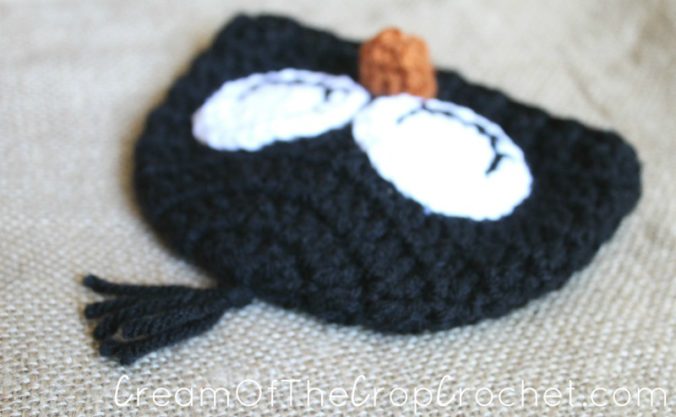 Cream Of The Crop Crochet ~ Preemie/Newborn Adorable Penguin Hats {Free Crochet Pattern}