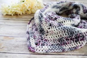 Crochet Luna Shawl - No matter what you’re looking for these crochet shawl patterns will allow you to learn, grow and express yourself! #crochetshawlpatterns #crochetpatterns #freecrochetpatterns