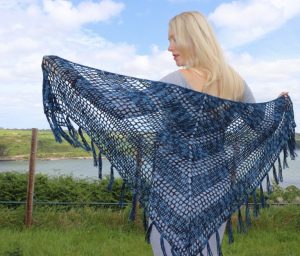 Nightfall - No matter what you’re looking for these crochet shawl patterns will allow you to learn, grow and express yourself! #crochetshawlpatterns #crochetpatterns #freecrochetpatterns