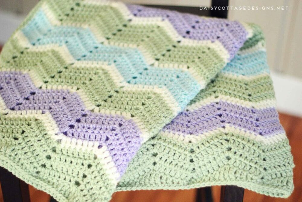 Easy Chevron Blanket Crochet Pattern