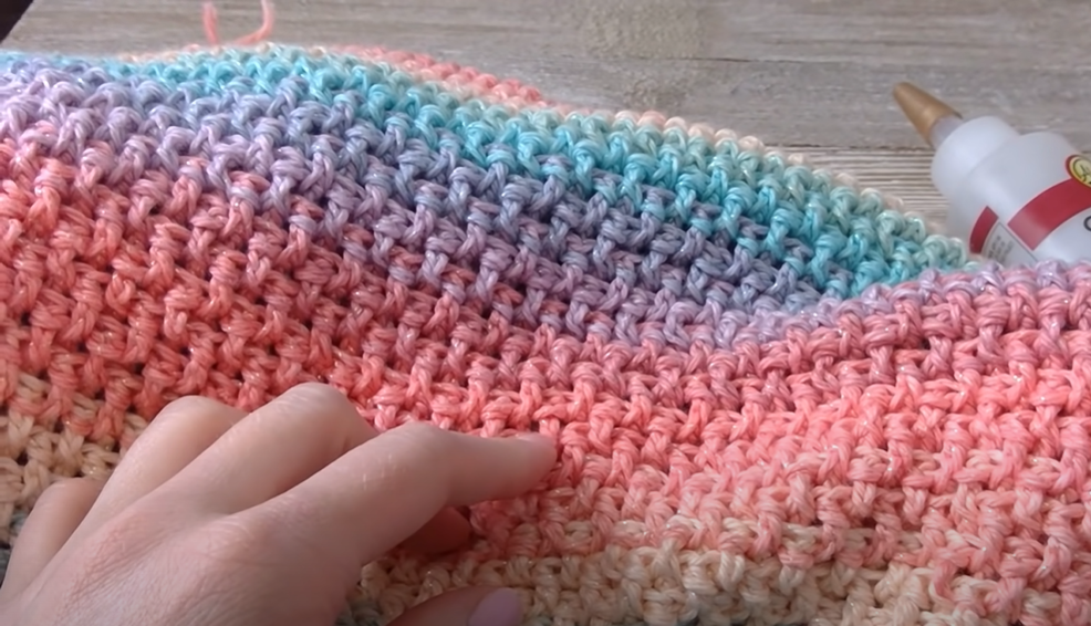 The Rainbow Blanket Pattern - How to Crochet a Blanket for Absolute Beginners