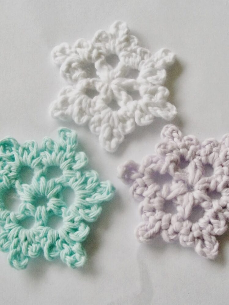 Easy Crochet Snowflakes