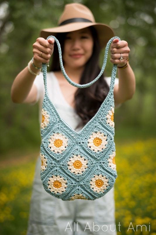 Summer Days Daisy Bag
Crochet