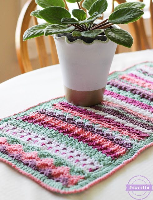 Betty’s 20-Stitch Crochet Table Runner